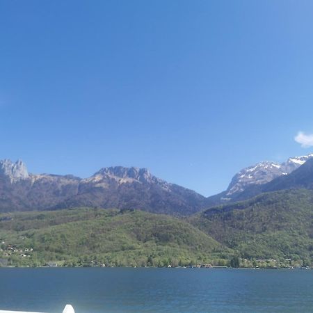 Charmant Appartement A 1 Minute Du Lac Annecy Zewnętrze zdjęcie
