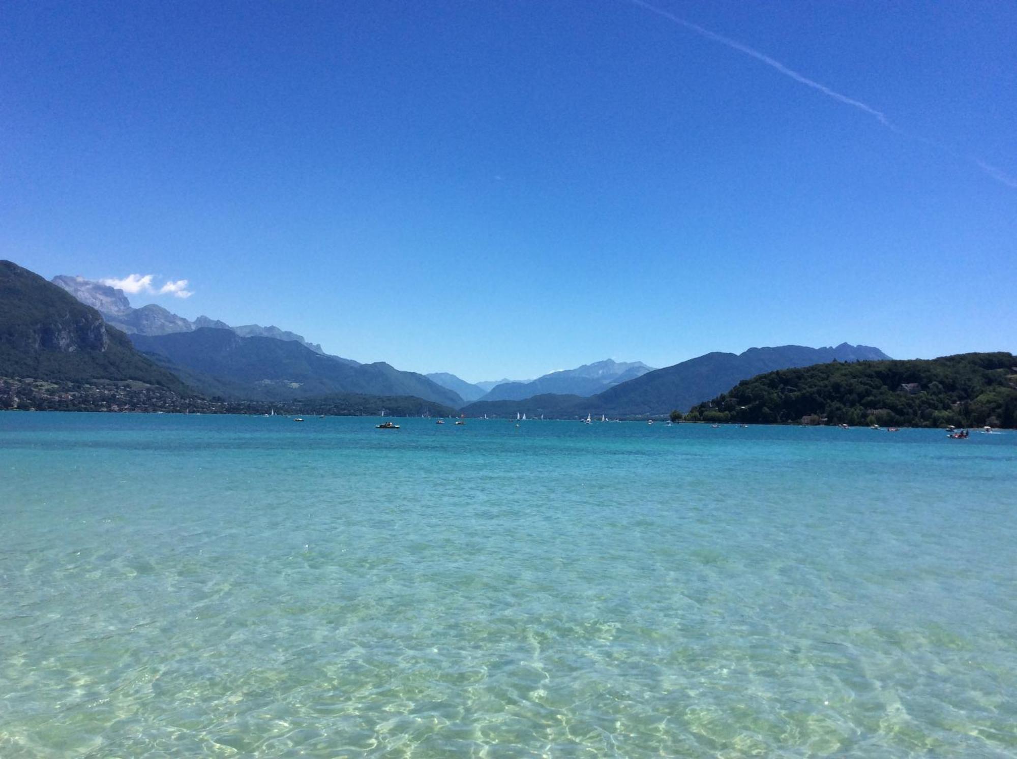 Charmant Appartement A 1 Minute Du Lac Annecy Zewnętrze zdjęcie